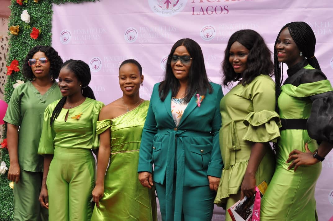PINKFIELD ACADEMY, SATELLITE TOWN LAGOS, CELEBRATE VALEDICTORY AND END OF SESSION PARTY