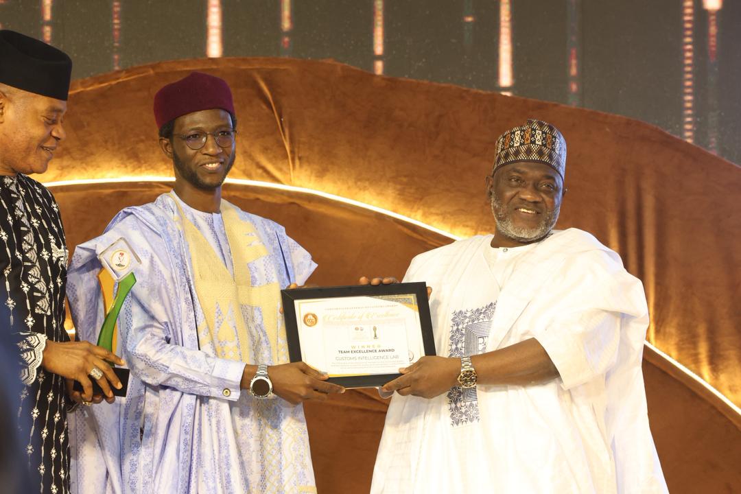 Customs PR Unit Shines at CGC Award Night