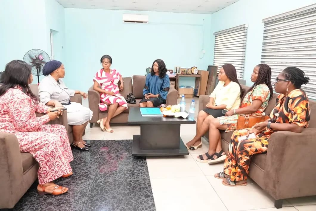 NAWOJ LAGOS EXCO PAYS COURTESY VISIT TO NAN LAGOS DIRECTOR.
